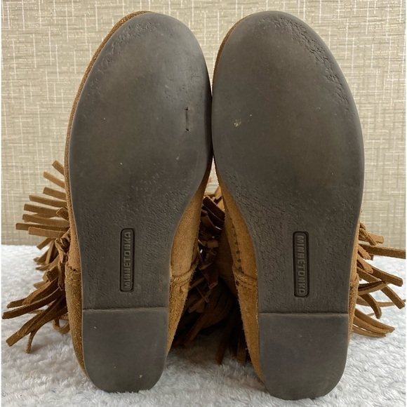 Vintage Minnetonka Women's Suede 3-Layer Fringe Moccasin Coachella Boots Sz 7 - Picture 10 of 15